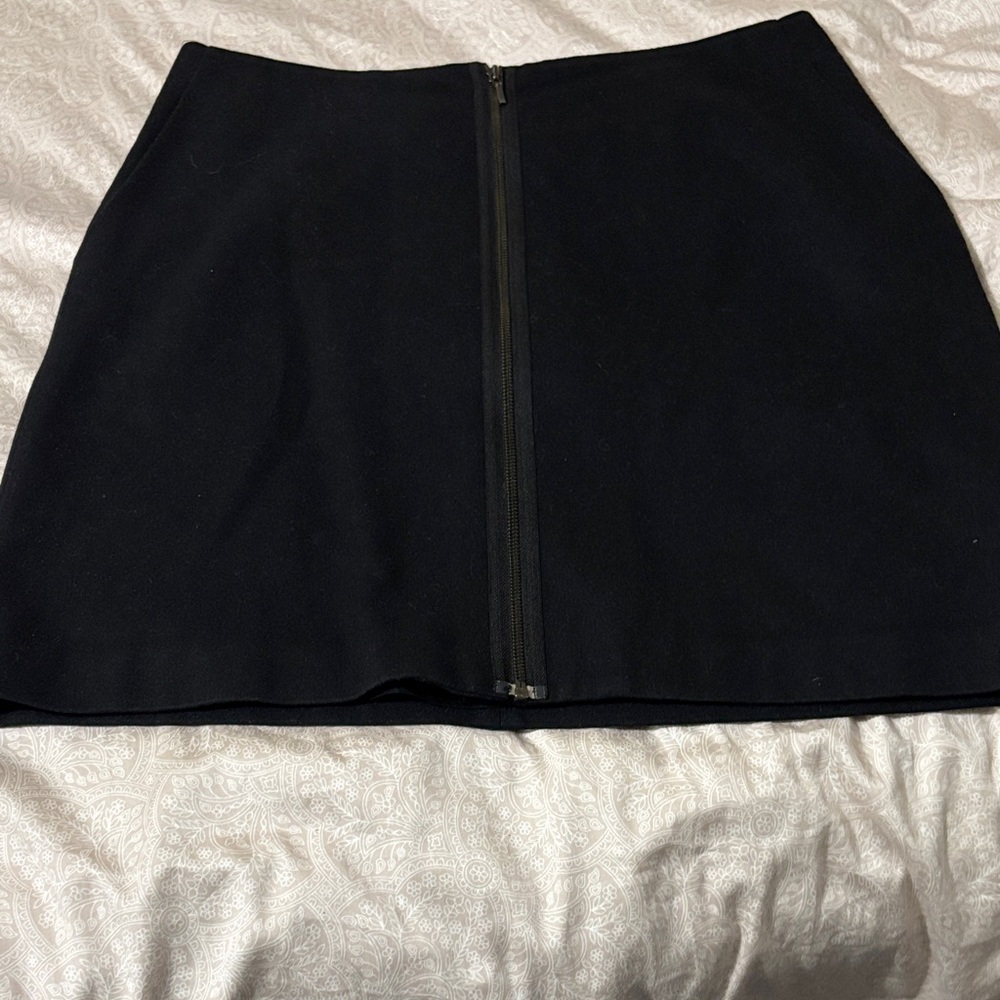 Lord & Taylor Lined Black Skirt with full length front Zipper